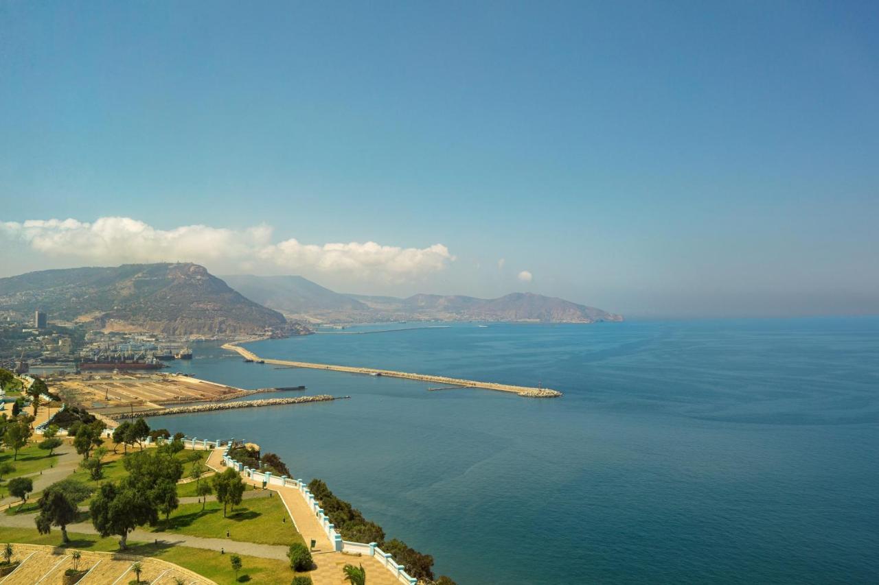Four Points By Sheraton Oran Eksteriør bilde