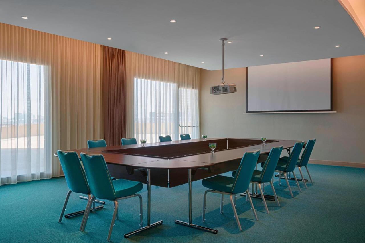 Four Points By Sheraton Oran Eksteriør bilde
